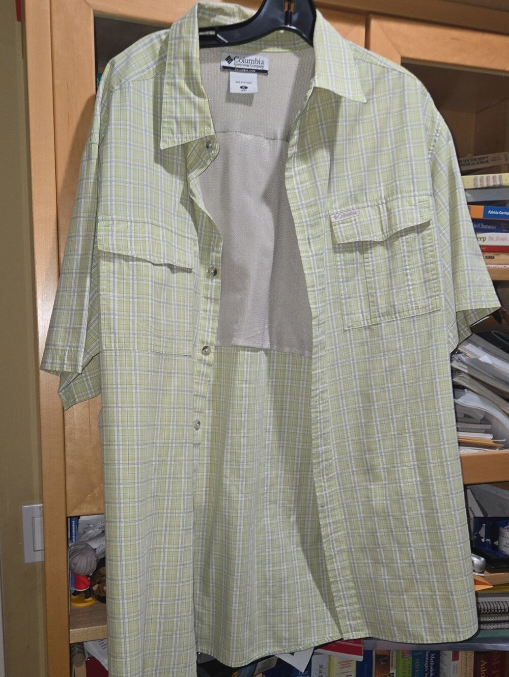 Columbia Light Green Plaid Short-Sleeve Button-Down Shirt